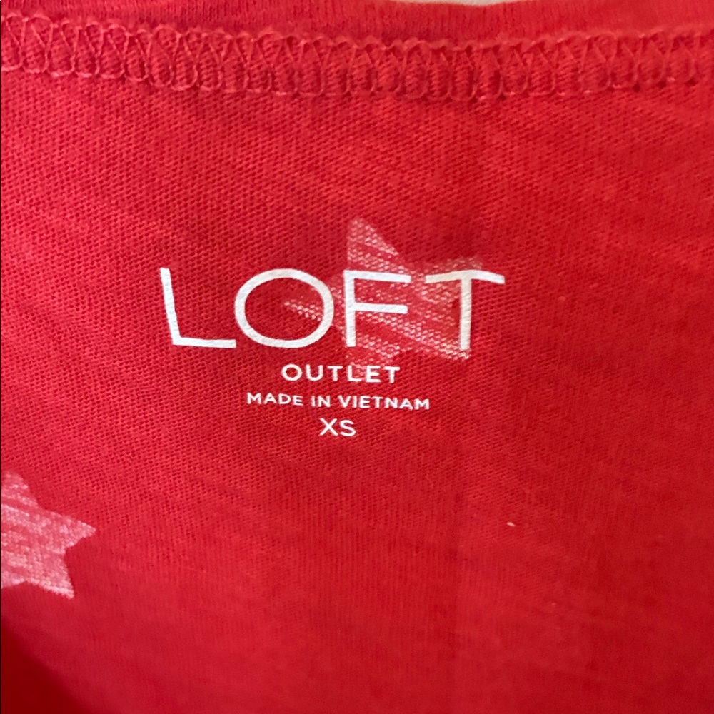 Loft Red & White Star V-Neck T-Shirt - Picture 2 of 5